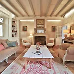 Le Passe Simple Villa *