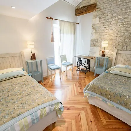 فيلة Le Passe Simple سان مارتن دو ر