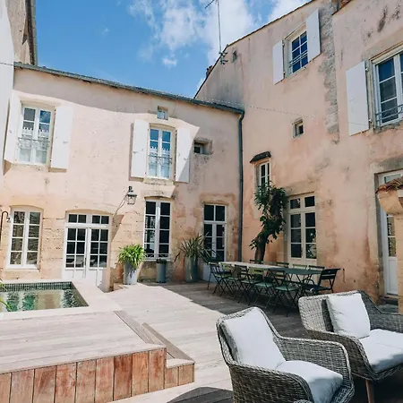 Le Passe Simple * سان مارتن دو ر