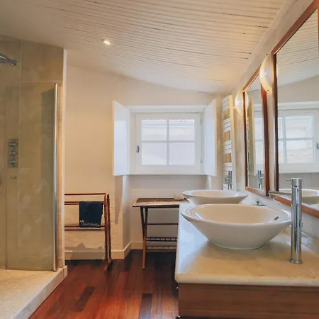 Le Passe Simple فيلة *